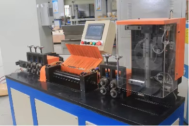 HWASHI 1.1mm-9mm maszyna do prostowania drutu ze stali szybkotnącej, automatyczna obrotowa prostownica do drutu i maszyna do cięcia
